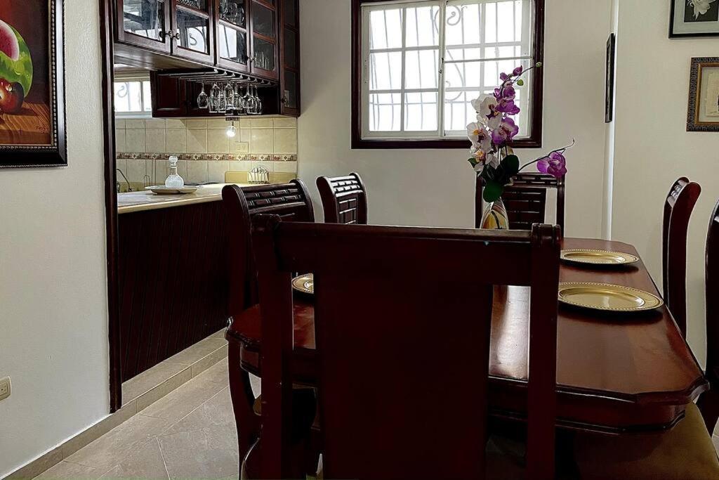 Appartement Apartamento Detras Del Homs En Santiago De Los Caballeros Piso 1 Extérieur photo